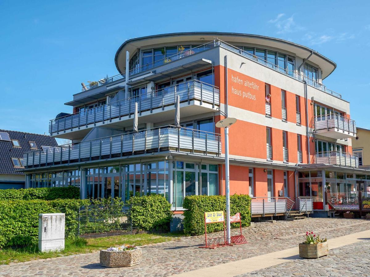 Haus Putbus In Altefaehr - Wg 3 Mit Panoramablick Apartment Luaran gambar
